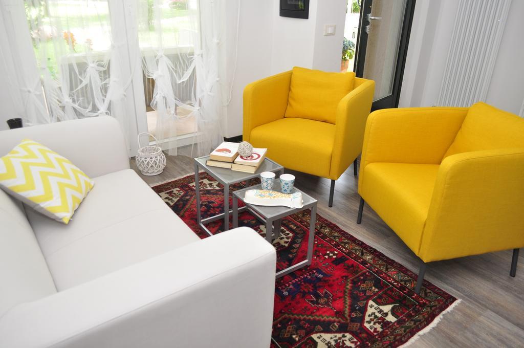 B&B Acquamarina มารีนา ดิ มาซซา ภายนอก รูปภาพ
